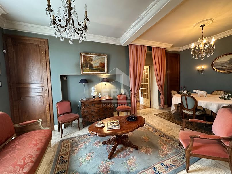 Vente maison 7 pièces 189 m² à Chateauroux (36000), 246 278 €