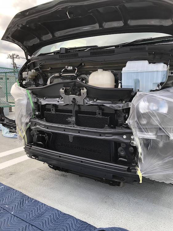 ハイエースバンのTWOHOT・作業オフ・ラジエター塗装・LED仕込み・みんなのおかげで進化する車に関するカスタム事例の投稿画像17枚目