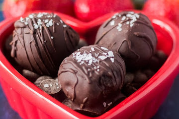 Dark Chocolate Truffles (Vegan, Gluten Free)