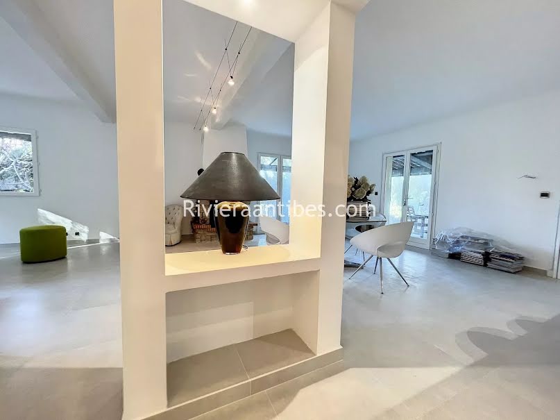 Vente villa 6 pièces 165 m² à Antibes (06600), 1 166 000 €