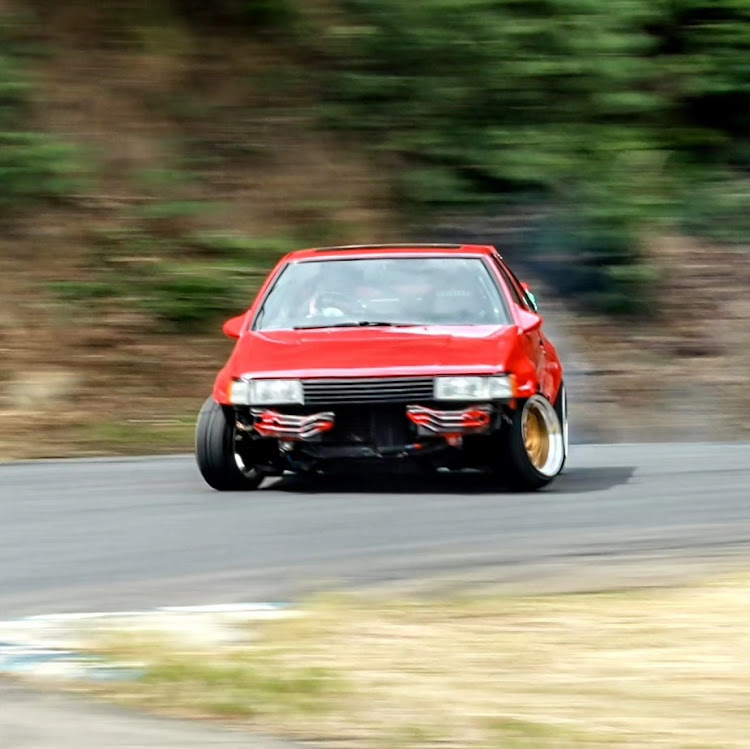 ジムニーのサザンサーキット・AE86・毎月第2はタヒねの日・ペロタンに関するカスタム事例の投稿画像5枚目