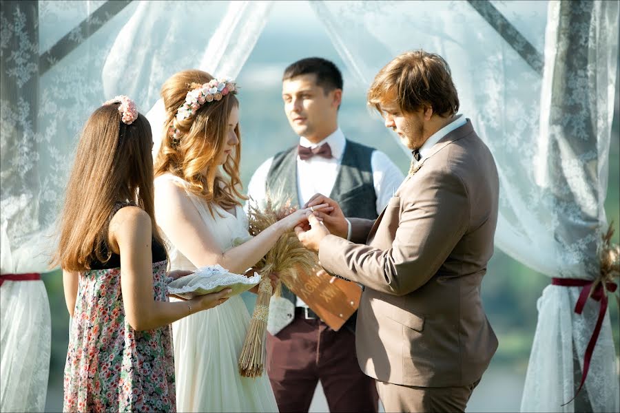 Wedding photographer Evgeniy Rylovnikov (shturman). Photo of 18 June 2017