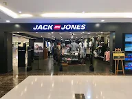 Jack&Jones photo 1