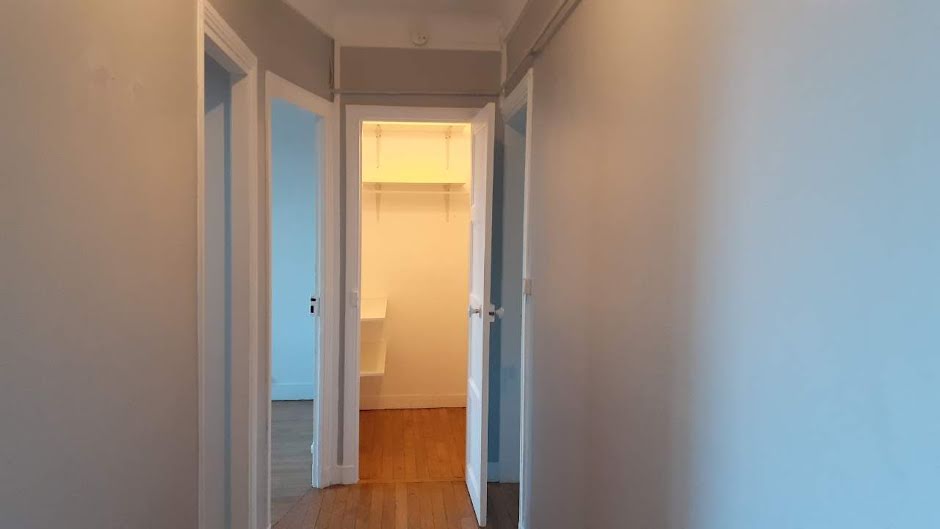 Location  appartement 2 pièces 45 m² à Paris 15ème (75015), 1 380 €