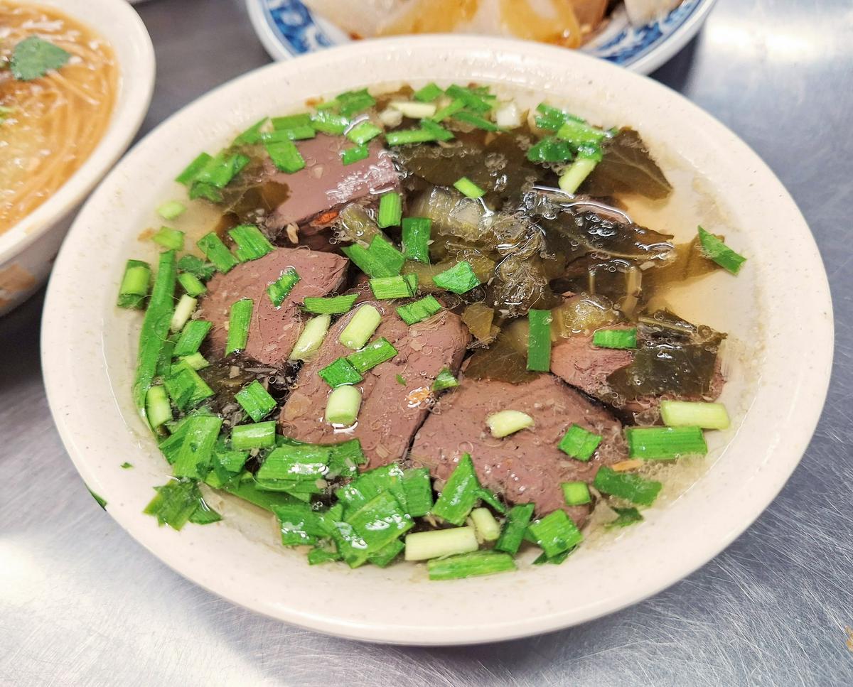 【美食】「福記古早味米粉湯」米粉湯、肉圓、肉燥飯、麵線，大溪