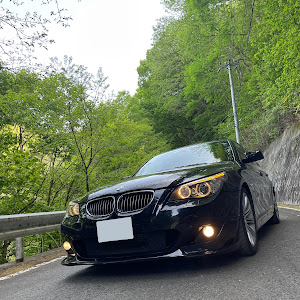 5シリーズ セダン 525i