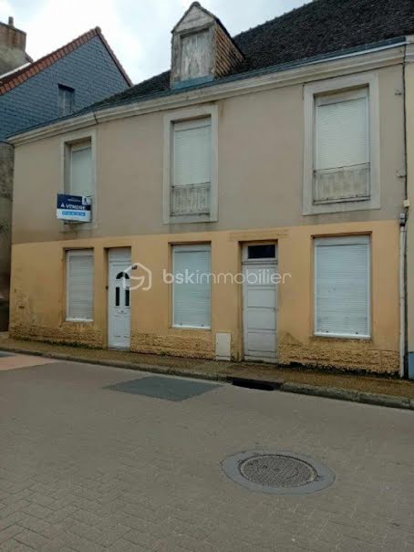 Vente maison 5 pièces 126 m² à Ballon (72290), 76 000 €