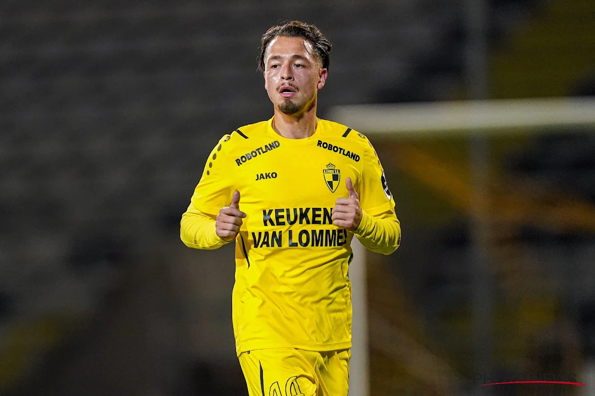 Le Lierse prolonge son défenseur...de manière originale