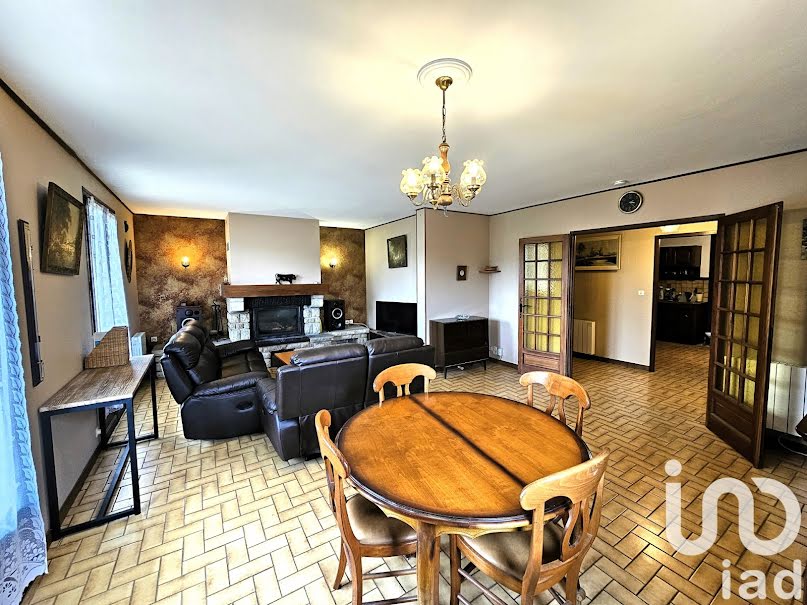 Vente maison 4 pièces 116 m² à Coux (07000), 268 000 €