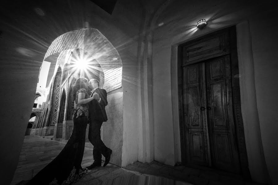 Huwelijksfotograaf Dzhasur Negmatov (jnartphoto1989). Foto van 28 juni 2017