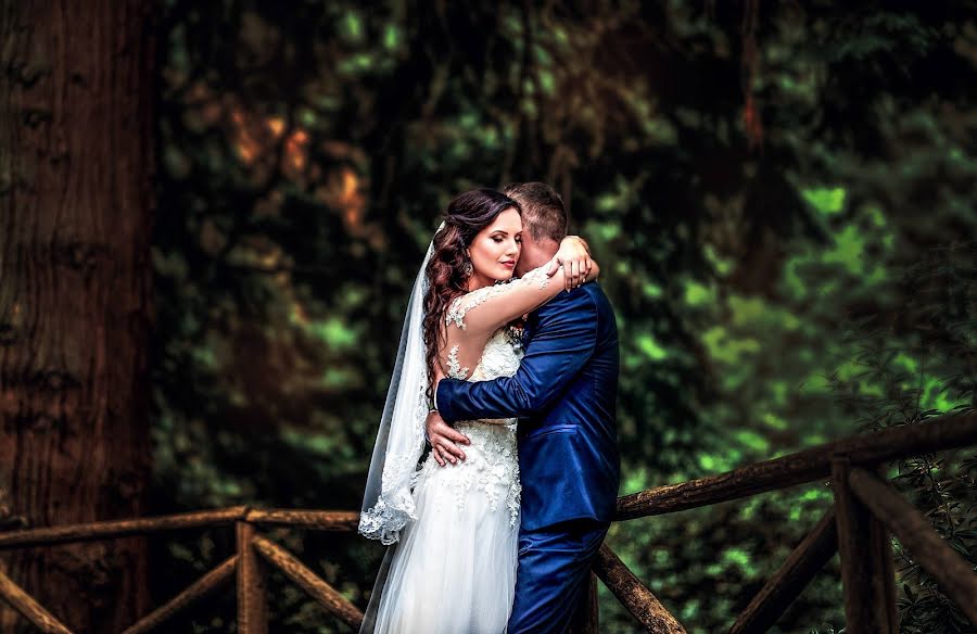 Vestuvių fotografas Krisztína Kyra Brenčičova (kyriaphotography). Nuotrauka 2019 balandžio 16