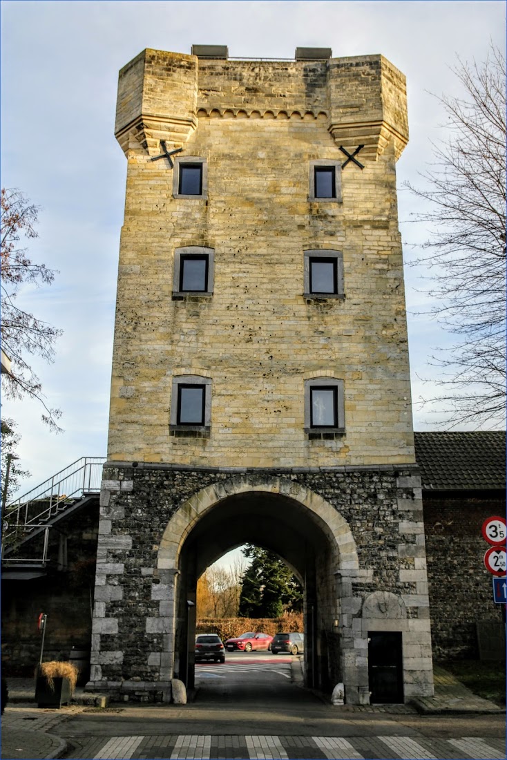 Тонгерен (Tongeren) - самый древний город Бельгии (декабрь 2021).