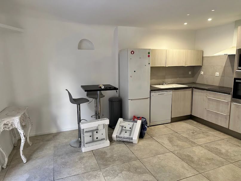 Vente appartement 2 pièces 40.2 m² à Aix-en-Provence (13090), 208 000 €