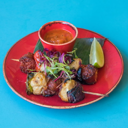 Pincho De Pollo, Chorizo Y Guayaba