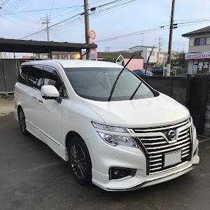 エルグランド E52型