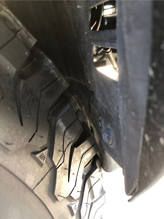 ランドクルーザープラドのワイトレ30mm・インナー干渉・ハミタイに関するカスタム事例の投稿画像6枚目