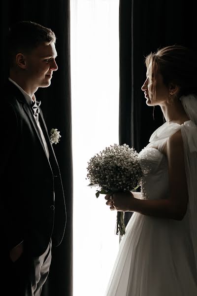 結婚式の写真家Nazariy Perepelica (chiroki98)。2021 12月27日の写真