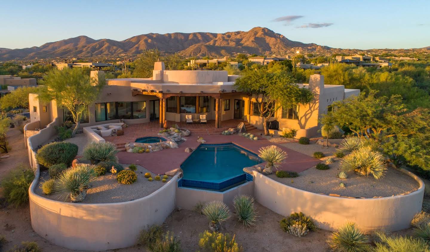 House with pool Scottsdale