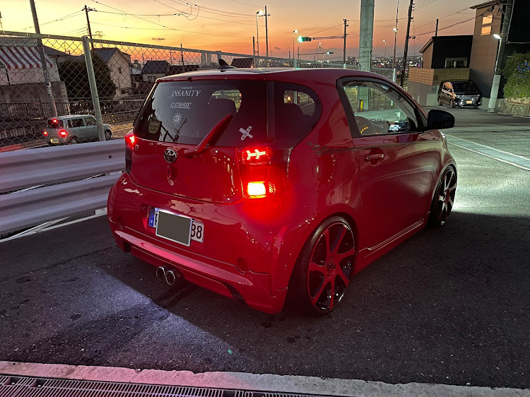 iQの11月19日・ピックアップ日和・珍車にピックアップをに関するカスタム事例の投稿画像2枚目