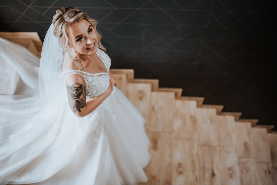 Wedding photographer Edyta Kowalska (kowalskafoto). Photo of 17 February 2023