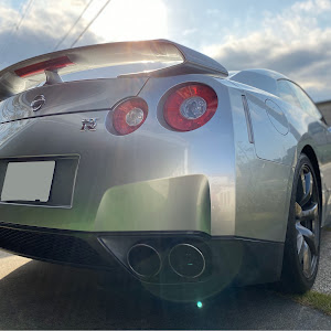 NISSAN GT-R R35