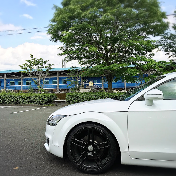 TT クーペのアウディ・アウディ TT・Audi・audi TTに関するカスタム事例の投稿画像2枚目