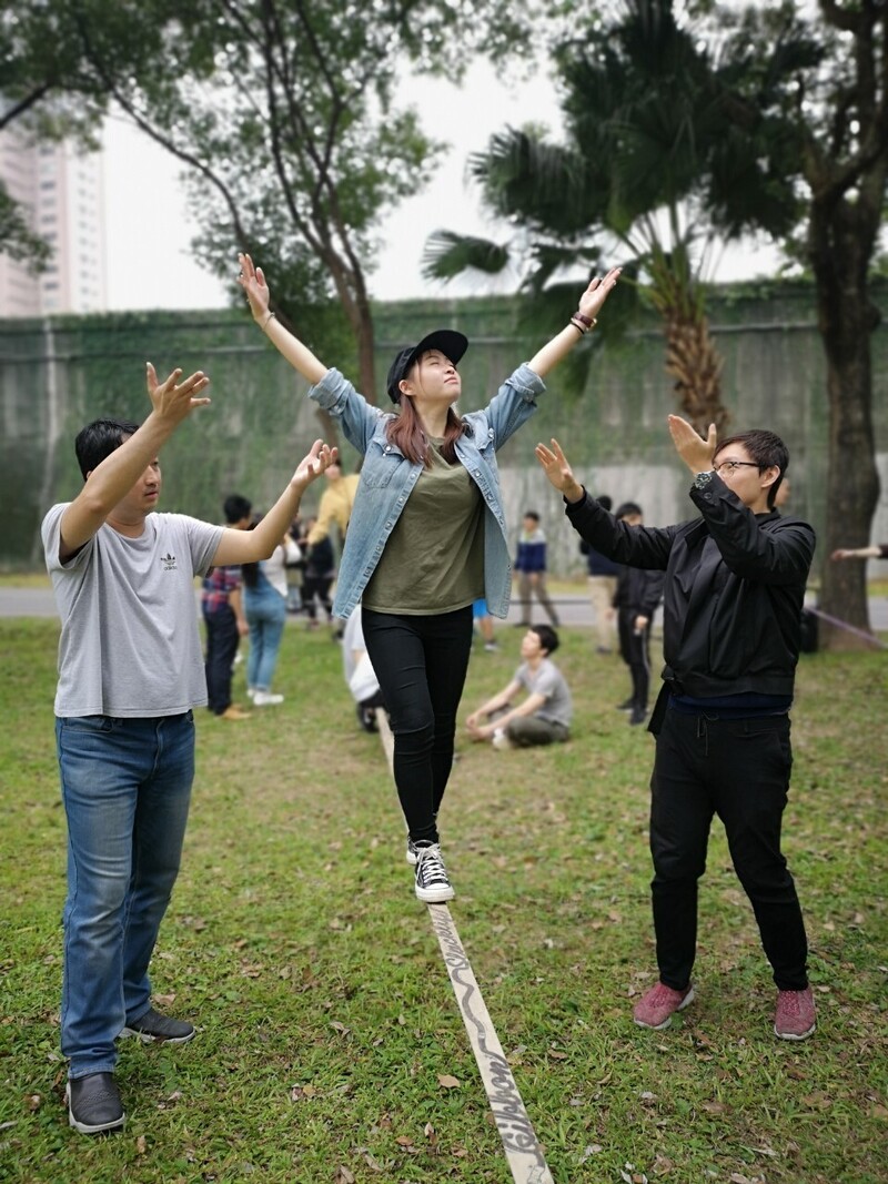 走繩體驗 戶外活動 野餐 運動 陽光