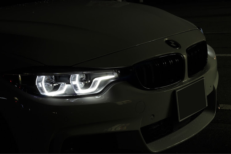 4シリーズ グランクーペの純正バンパーはいいぞ・bmw・撮り溜め写真・早朝ドライブに関するカスタム事例の投稿画像1枚目