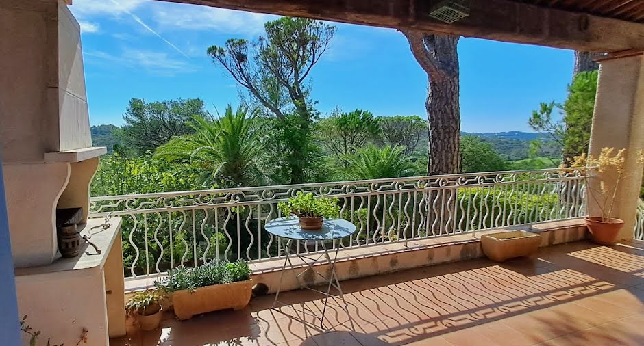 Vente maison 6 pièces 203 m² à Saint-raphael (83700), 700 000 €