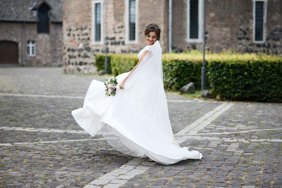 Fotografo di matrimoni Kirill Lopatko (lo-kyr). Foto del 12 febbraio 2019