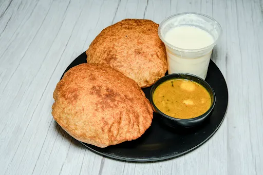 Bedmi Poori [2 Poori] With Chole And Sweet Amritsari Lassi