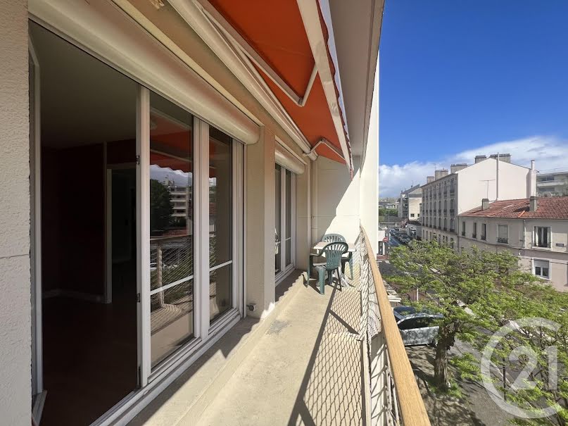 Location  appartement 5 pièces 87.46 m² à Saint-maur-des-fosses (94100), 1 845 €