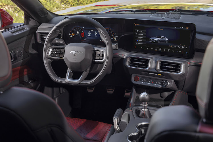 The fighter jet-inspired cockpit offers the driver two flowing and curved displays that can be quickly customised to show information the driver wants or needs to see.