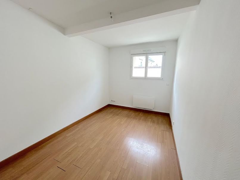 Location  appartement 3 pièces 46 m² à Amiens (80000), 650 €