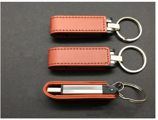 Title 1, Leather U Disk 16G and 32G Keychain. Stylish an...