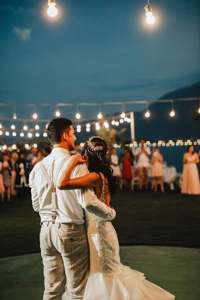 Fotografo di matrimoni Burak Karadağ (burakkaradag). Foto del 15 aprile 2019