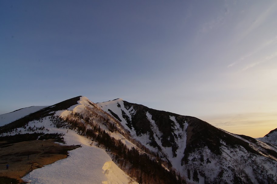 横通岳方面