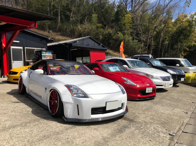  STARDASTさんが投稿したＺ３３・STARDAST・#USDM#JDM#エアサス#stance・カスタム・スタンスに関するカスタム事例の投稿画像1枚目