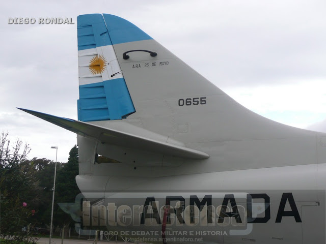 MUSEO DE LA AVIACION NAVAL ARGENTINA P1060646