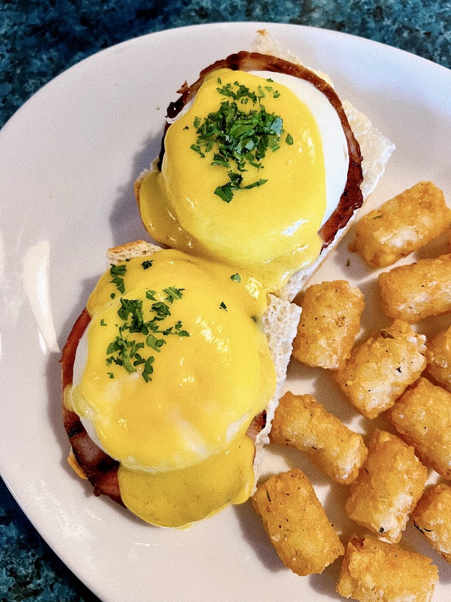 Eggs Benedict