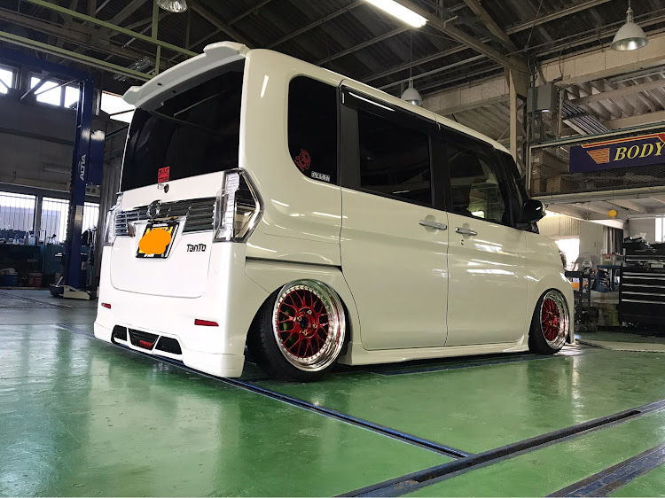 タントカスタムの修理完了・車高調整・エアロ塗装・おとなし目にに関するカスタム事例の投稿画像3枚目