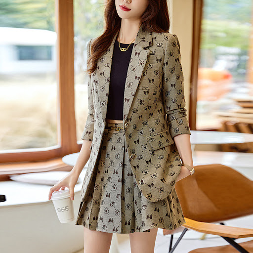 Title 5, Womens Spring and Summer New Fashion Temperame...