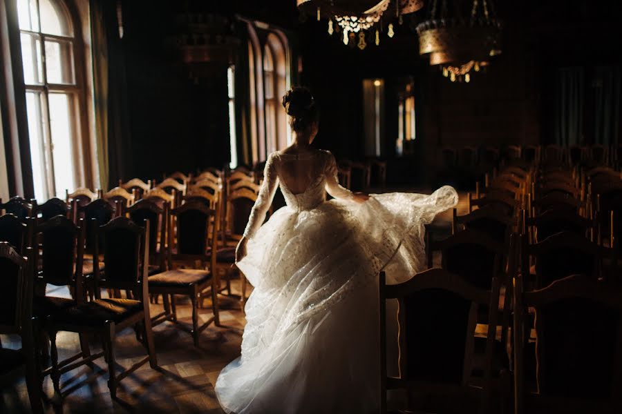 Wedding photographer Dmitriy Abashin (dmitriyabashin). Photo of 12 July 2019