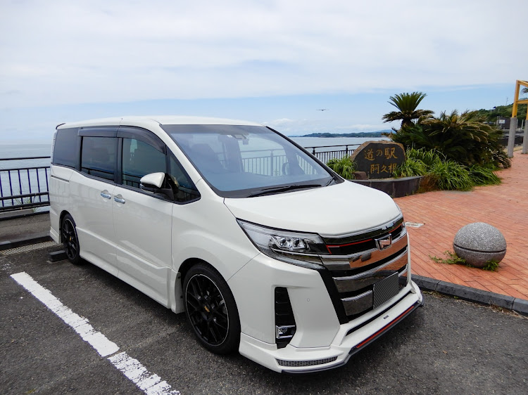 ノアの医療従事者の皆さまに感謝・争いの無い平和な日を願います・営業=写活🤔に関するカスタム事例の投稿画像5枚目