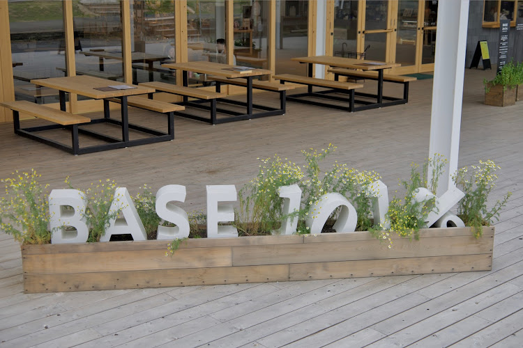208のプジョー・BASE101％・恋山形駅・ドアオープンショットに関するカスタム事例の投稿画像7枚目