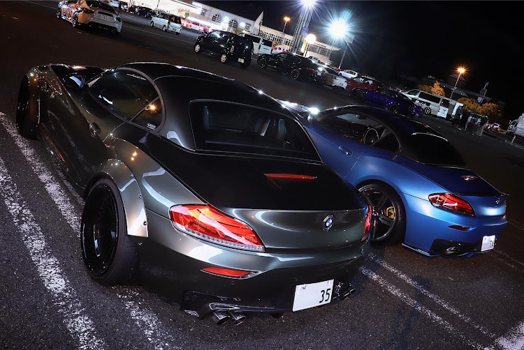 Z4 ロードスターの写真好きと繋がりたい・夜撮影・カーラッピングに関するカスタム事例の投稿画像2枚目