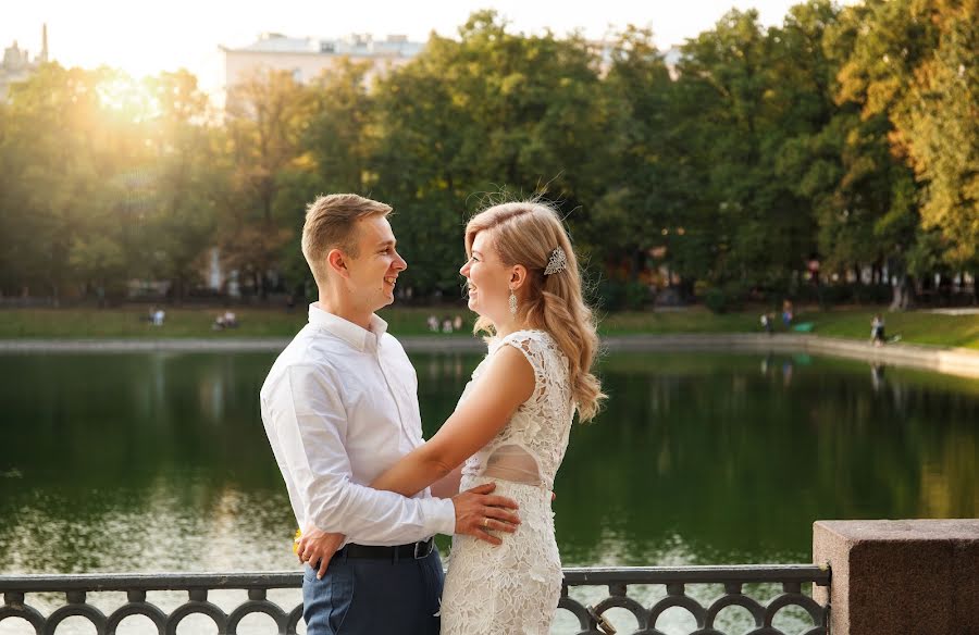 Fotógrafo de casamento Natalya Kharitonova (nvasiliska). Foto de 18 de janeiro 2022