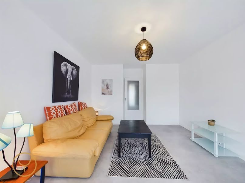 Location  appartement 3 pièces 64.22 m² à Troyes (10000), 710 €