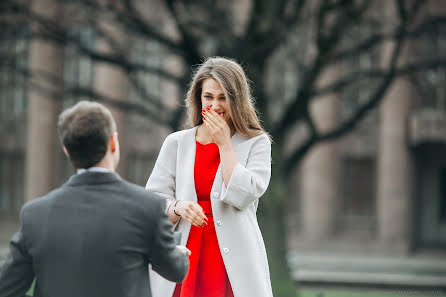 結婚式の写真家Evgeniy Yakushev (eugenecouchee)。2015 5月14日の写真