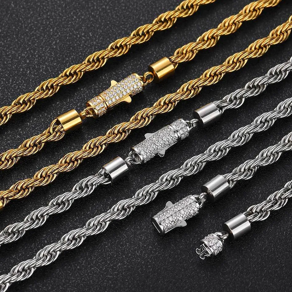 Europees en Amerikaans Stijl RVS Ketting met Diamanten Gesp en Hennepbloemen, Duurzaamheid en Elegante Uitstraling voor Vrouwen.